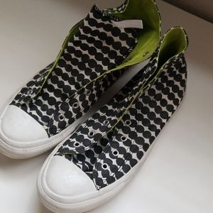 patterned converse
